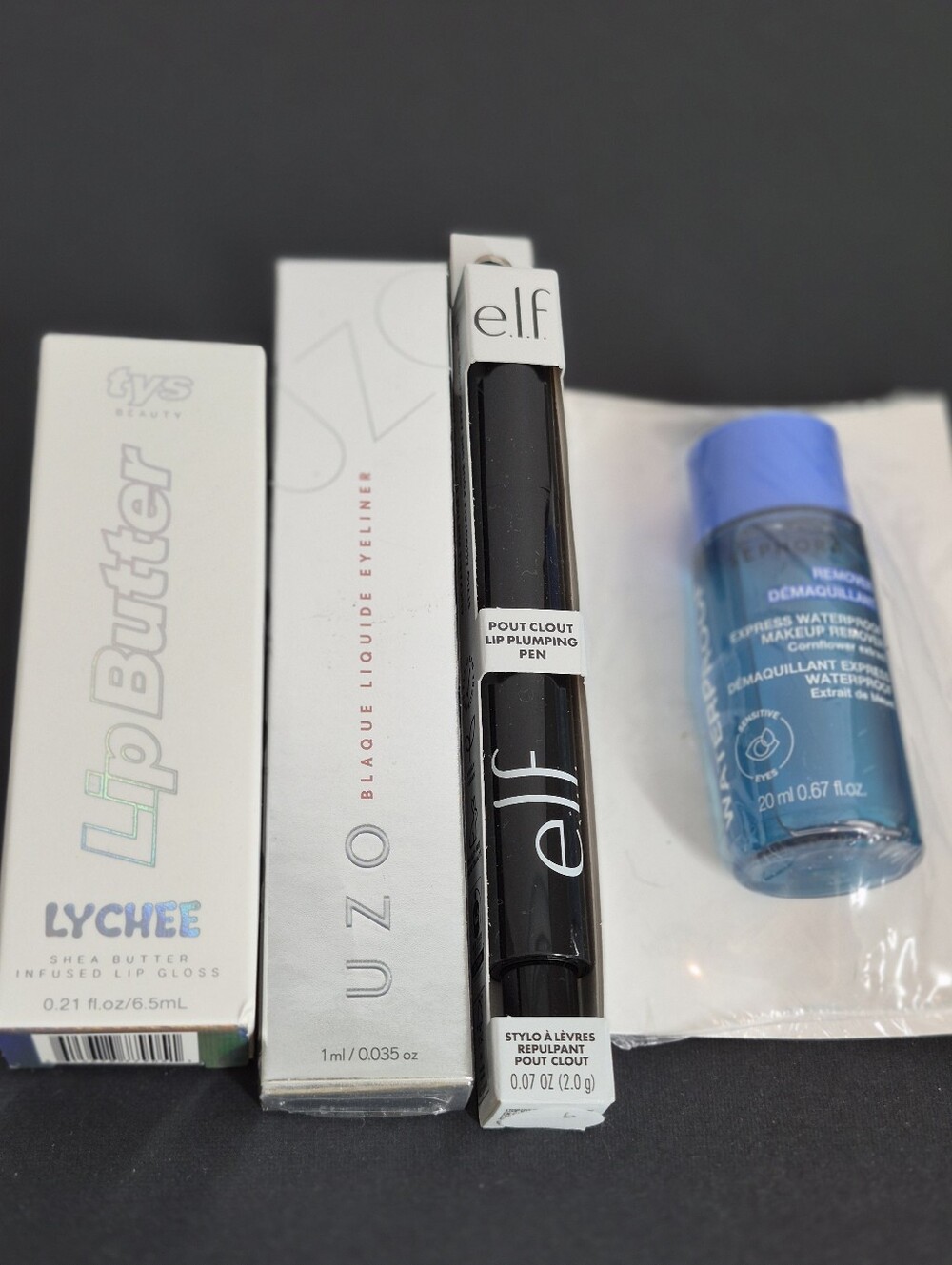 14-Piece Mixed Travel Size Makeup Bundle, New - Picture 5 of 5